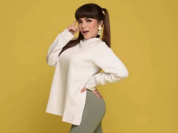 Dinar Candy Sesumbar Cari Duit dengan Kerja Keras Sampai Bokong Rontok, Netter: Munafik