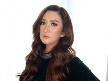 Tak Sengaja Bertemu Teman Masa Kecil Saat Blusukan di Pasar, Nafa Urbach Malah Kena 'Tampar'