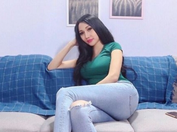 Lucinta Luna Diserbu Fans Saat di Hong Kong, Netter Beri Reaksi Tak Terduga