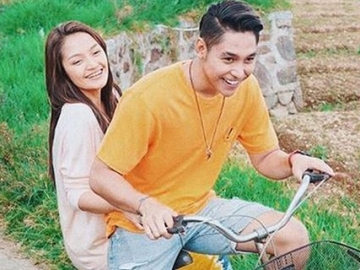 Liburan ke Korea Selamat, Romantisnya Siti Badriah Dilamar dengan Cincin Mendiang Ibu