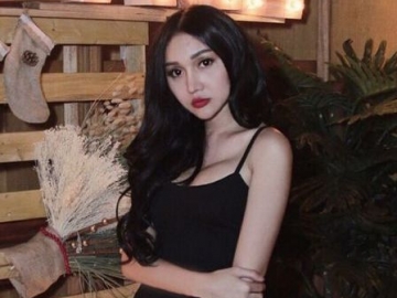 Lucinta Luna Mesra dengan Pria Bule di Kamar Hotel, Netter: Bebas Kan Enggak Bisa Hamil