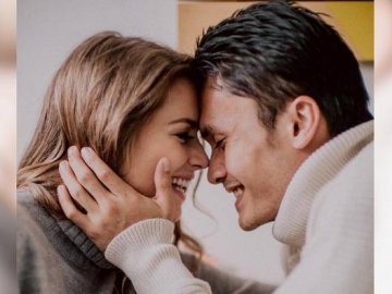 Dikabarkan Menikah Hari Ini, Randy Pangalila Unggah Video Romantis Bikin Warganet Baper