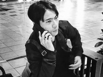 Merasa Dijebak Oleh Teman Wanita Atas Kasus Narkoba, Aris Idol Menangis Minta Maaf Pada Istri