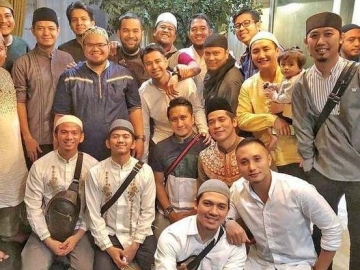 Gelar Pengajian, Pernyataan Raffi Ahmad Ini Bikin Arie Untung Kaget