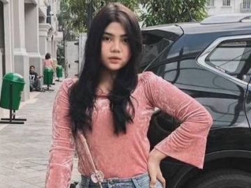 Kembali Pamer Goyangan, Rosa Meldiyanti Malah Disebut Bak Orang Kesurupan