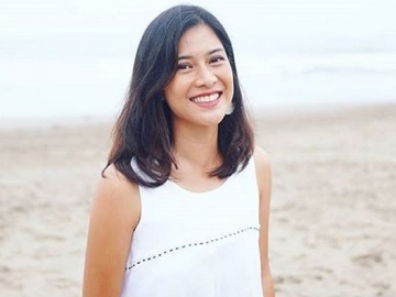 Dian Sastro Unggah Foto #10YearsChallenge dengan Luna Maya, Netter Sindir Syahrini