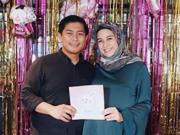 Selamat, Nina Zatulini Dikaruniai Anak Kedua 