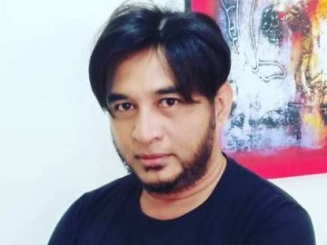 Lama Tak Muncul, Penampilan Terbaru Jeremy Teti Bikin Melongo