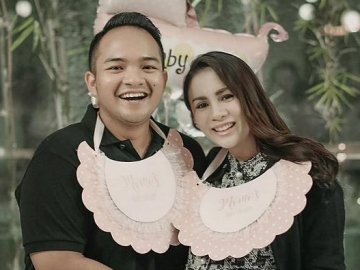 Momo Geisha Dapat Kejutan Baby Shower dari Para Sahabat, Netter Malah Heboh Soroti Ini 