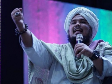 Sang Istri Dipukul dan Ditendang Awak Bus di Bali, Derry Sulaiman Murka