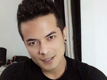 Aktor Lawas Choky Andriano Klarifikasi Soal Foto Mesra dengan Cewek, Netter Malah Tanggapi Sinis