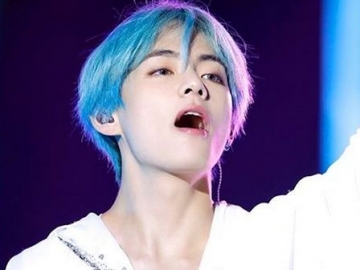 V BTS Tampil dengan Rambut Baru di Grammy, Netter: Tak Mungkin Ada yang Setampan Itu