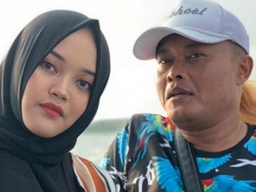 Sule Gelar Syukuran Usai Putri Delina Rilis Single Perdana, Suara Live Sukses Bikin Netter Adem