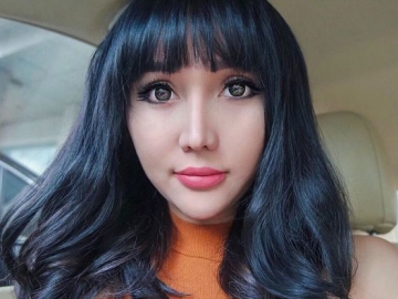 Kembali Pamer Pakai Bikini, Lucinta Luna Langsung Jadi 'Santapan' Empuk Netter