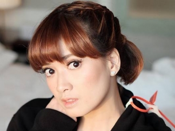 Unggah Foto Lisa Black Pink, Chika Jessica: Kembar yang Hakiki