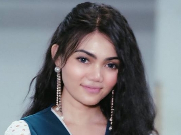 Rina Nose Goda Sang Tunangan dengan Video Kocak, Netter Malah Banjiri Pujian Sebut Tetap Cantik