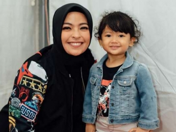 Tantri Kotak Unggah Video Saat Duet Bareng Sang Putri, Para Artis Serbu Komentar Kocak