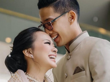 Yuanita Christiani Gelar Pernikahan di Kapal Pesiar Megah, Foto-Foto Mesranya Ini Bikin Baper