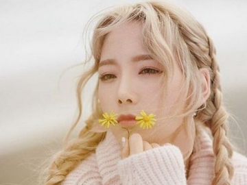 Taeyeon Pamer Foto Imut di Ultah ke-30, Netter: Wajahnya Menipu Sekali