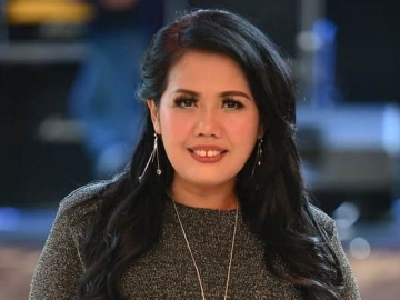 Ely Sugigi Pamer Foto Super Cantik Sang Putri, Netizen Kaum Adam Sampai Kesengsem