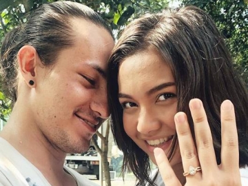 Angela Gilsha Ternyata Pacari Dylan Carr, Isu Kedekatan dengan Stuart Collin Gimmick?