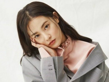 Pose Imut Rayakan Ulang Tahun, Gaya Jooyeon Dicibir Aneh dan Cari Perhatian