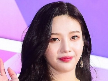 Kenakan Gaya Busana Seperti Ini, Joy Red Velvet Dipuji Super Cantik bak Putri Snow White