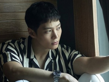 Kembali Sapa Fans Lewat Pemotretan Majalah Usai Wamil, Joo Won Disebut Makin Ganteng