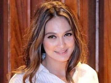 Luna Maya Jadi '99 Wanita Menginspirasi', Netter Puji Setinggi Langit