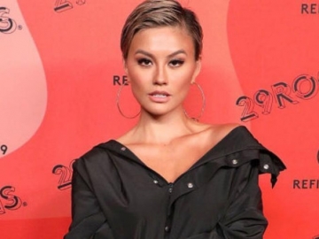 Agnes Monica Akui Rindu Bali, Netter: Kode