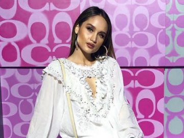 Ngaku Tak Ngerti Fashion, Ini Cara Cinta Laura Tampil Stylish