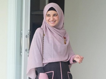 Shireen Sungkar Pamer Foto Bercadar, Netter Doakan Istiqomah