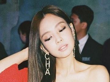 Harry Styles Ketahuan Follow Instagram Jennie Black Pink, Begini Reaksi Mengejutkan Fans