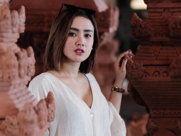 Cita Citata Pamer Dagu Runcing Ngaku Tanpa Edit, Netter: Nyindir Artis Senior?