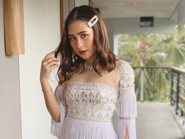 Kembali Jadi Pemain di ‘Danur 3’, Bayaran Prilly Latuconsina Naik?