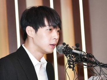 Gelar Press Conference, Yoochun Ngaku Tak Pernah Menyuruh Hwang Hana Pakai Narkoba