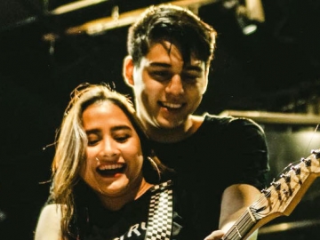 Buka-Bukaan, Prilly Latuconsina Sebut Belum Ada Bayangan Masa Depan dengan Maxime Bouttier