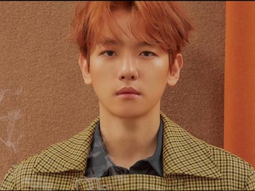 Jadi Model Merek Busana Ternama, Rambut Bergelombang Baekhyun Bikin Fans Gemas