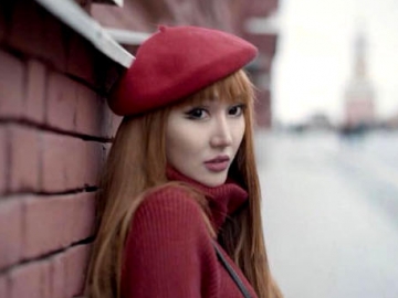 Lucinta Luna Curhat Kedinginan di Rusia, Netter Malah Salfok ke Hal Ini