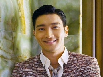 Kembali Tampil di Jadi Model di Majalah, Pesona Siwon Sukses Pikat Fans