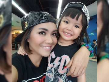 Masih Jalani Kemoterapi, Shakira Selalu Tanyakan Soal Rambut ke Denada