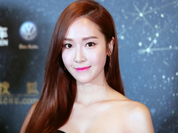 Jessica Tampil Menawan di Iklan Produknya Sendiri, Netter: Model Iya CEO Juga Iya