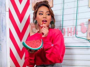 Aurel Nyanyi 'Menghitung Hari' di SCTV Music Awards 2019, Netter Beri Pujian Setinggi Langit