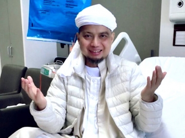 Sukses Jalani Kemoterapi, Ustaz Arifin Ilham Malah Siapkan Tanah Makam dan Kain Kafan