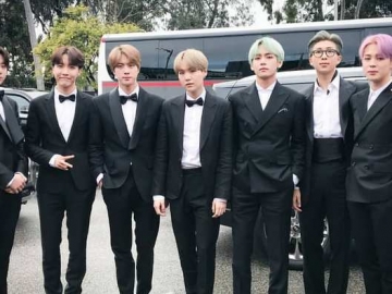 Adanya Penjualan Merchandise BTS Tak Resmi di Tempat Konser, Agensi Ambil Langkah Hukum