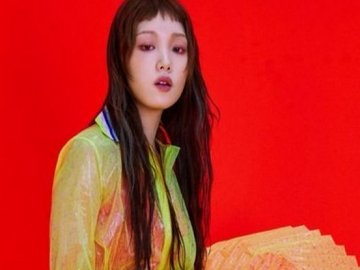 Tampil di Majalah W, Lee Sung Kyung Bikin Kesensem dengan Poni Super Pendek