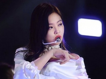 Unggah Foto Main Sama Burung Tanpa Make Up, Kecantikan Jennie Bikin Netter Tercengang
