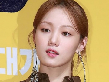 Pertama Kalinya Jadi Pemeran Utama di Proyek Film, Lee Sung Kyung Ngaku Sangat Gugup
