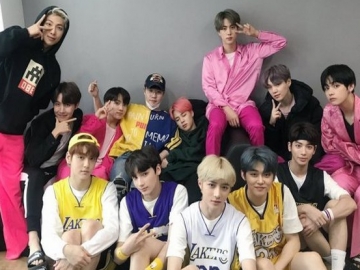 Member TXT Beri Dukungan BTS di Konser Chicago, Fans Langsung Heboh