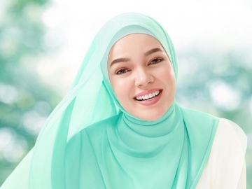 Tak Targetkan Khatam Alquran di Bulan Ramadan, Ini Alasan Bijak Dewi Sandra  